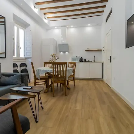 La Cruz Apartment *